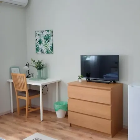 ベッド・アンド・ブレックファスト City Inn Szigetvar 3*